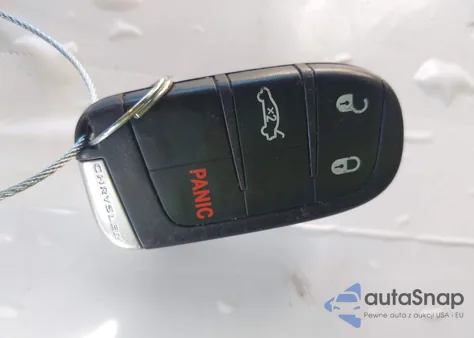 2013 Chrysler 300 Motown z USA, uszkodzony, nr VIN 2C3CCAAG2DH528909